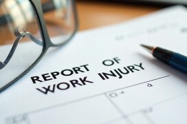 La partie supérieure d’un rapport d’accident du travail. La partie supérieure d’un rapport d’accident du travail.